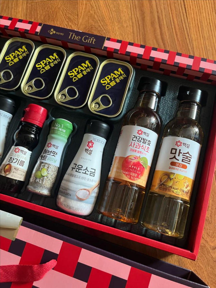 CJ 스페셜G호 스팸+식용유 등 알찬 명절 선물세트 3 이미지