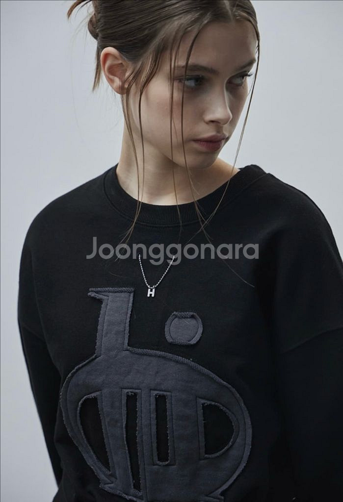 [HEIM 헤임] 빅 로고 크롭 스웨트셔츠 맨투맨--3