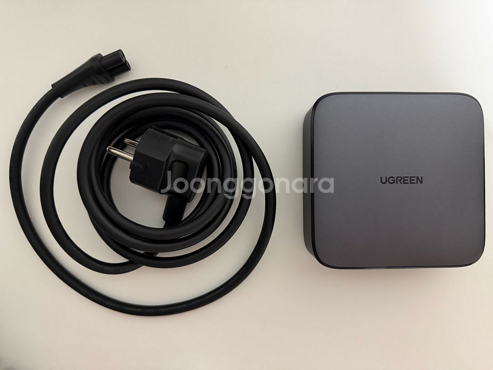 유그린 6포트 GaN 200W PD 멀티 고속충전기--0