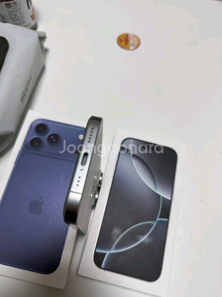 아이폰16프로 256GB 화이트티타늄 자급제--3