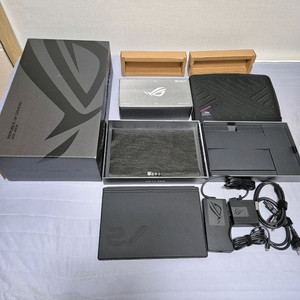 ASUS ROG Flow 2025 Z13 GZ302EA