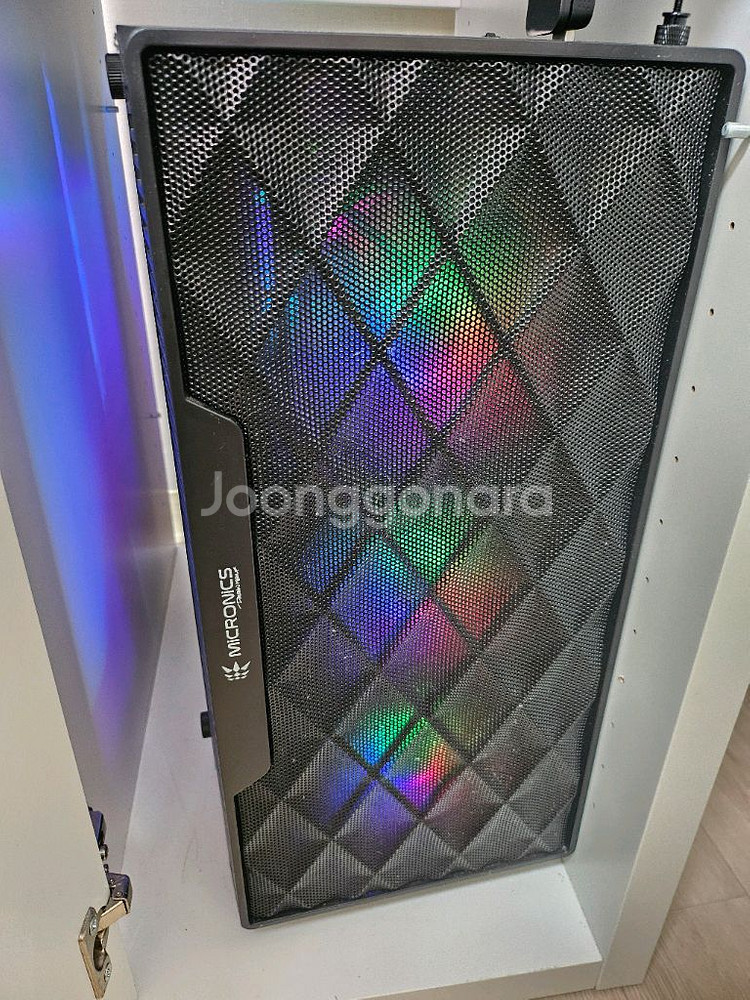 컴퓨터 세트 팝니다. 본체+모니터+악세사리류 등--4