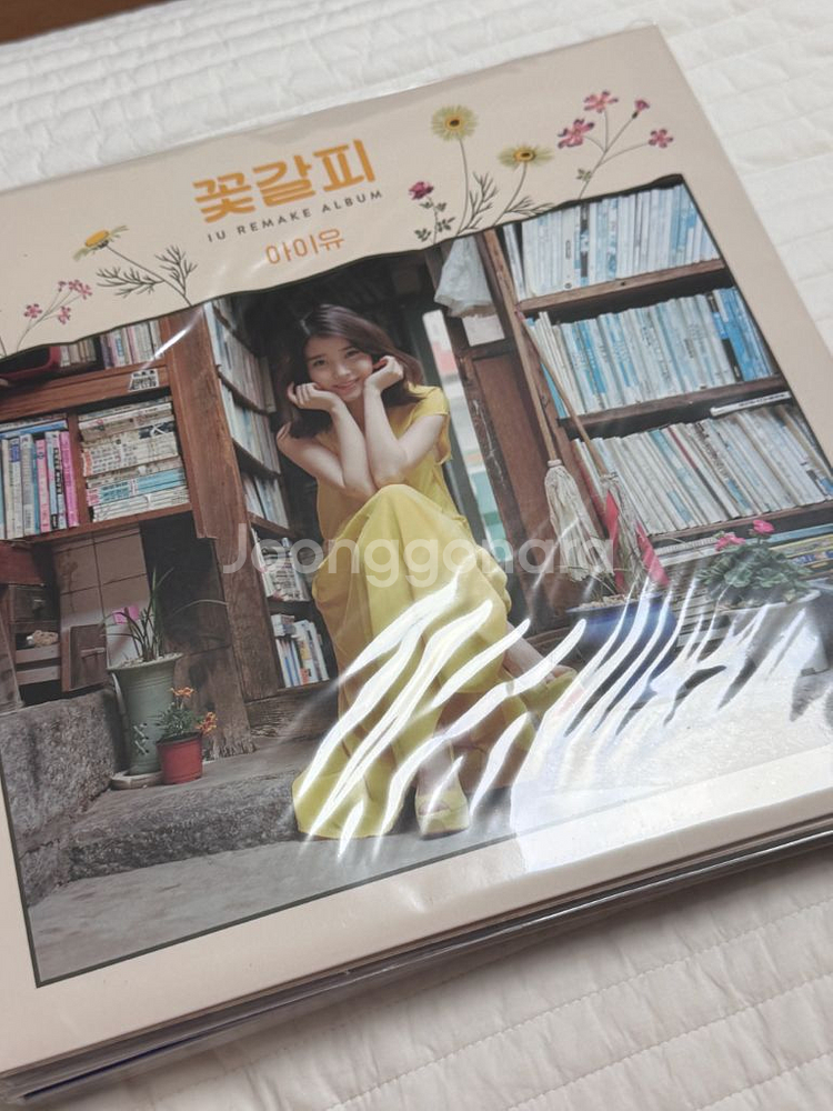 아이유 꽃갈피 lp (미개봉)--0