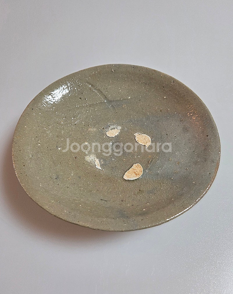 대구골동품 조선 전기 회청백자 십자문 나스다완--1