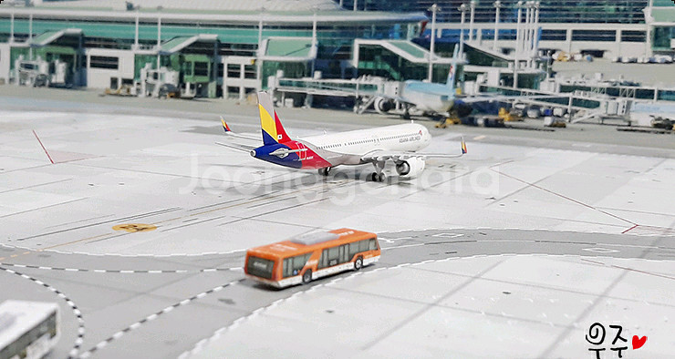 1:400스케일 인천공항 광동체 주기장 공항디오라마--9