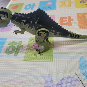 레고 쥬라기월드 기가노토사우루스 팝니다