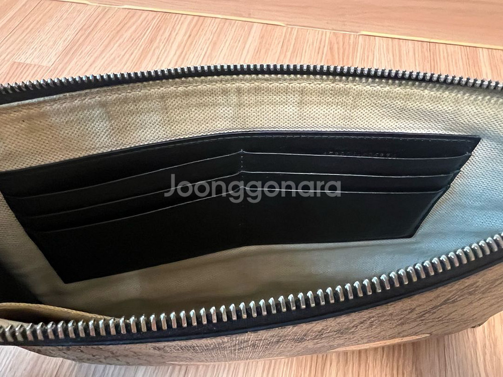 [ 정품 ] 구찌 GG 수프림 클러치 _ 가격인하--4