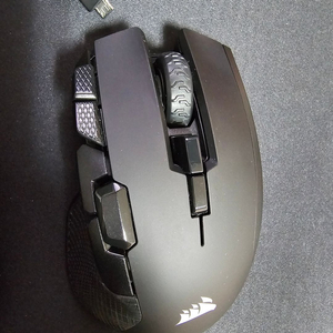 커세어 IRONCLAW RGB WIRELES 마우스