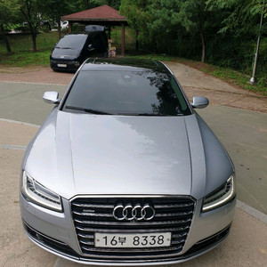 아우디 A8 50tfsi 콰트로싸게팝니다.