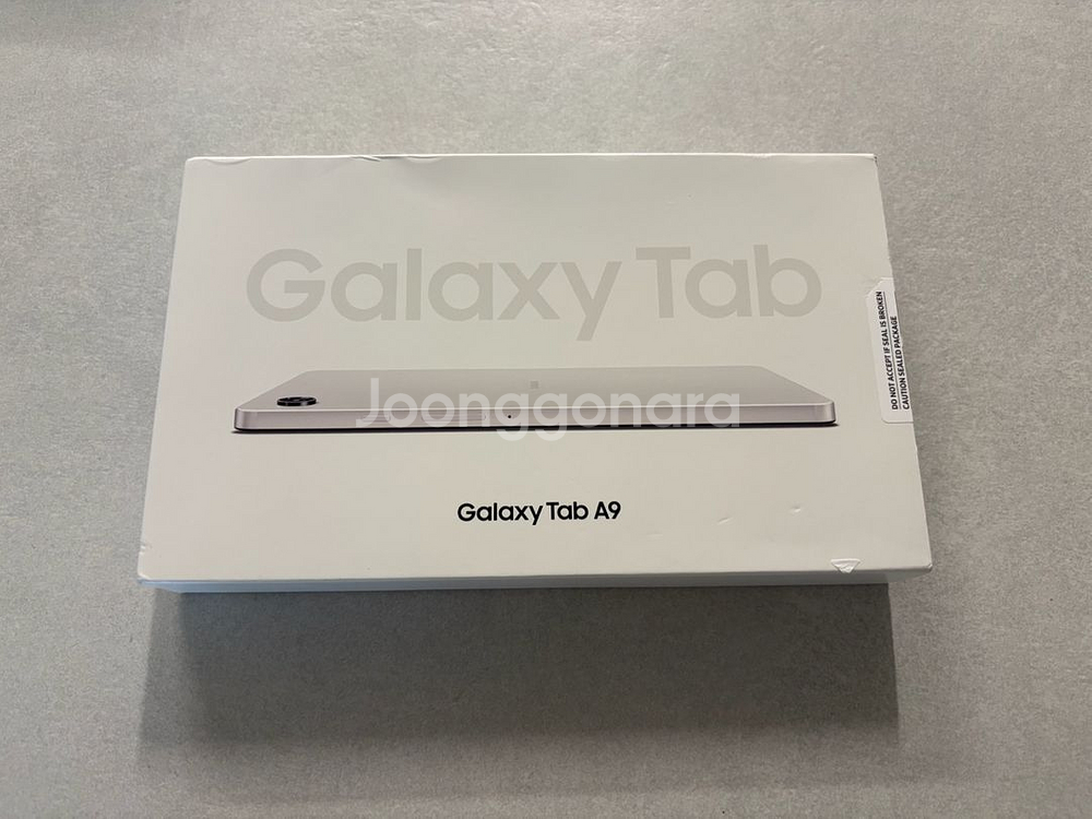 갤럭시탭a9 64gb 단순개봉 판매합니다--0