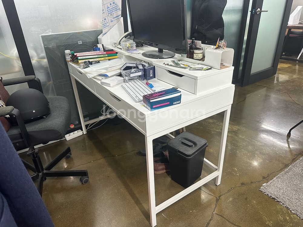 이케아 알렉스 화이트 책상 2개--1