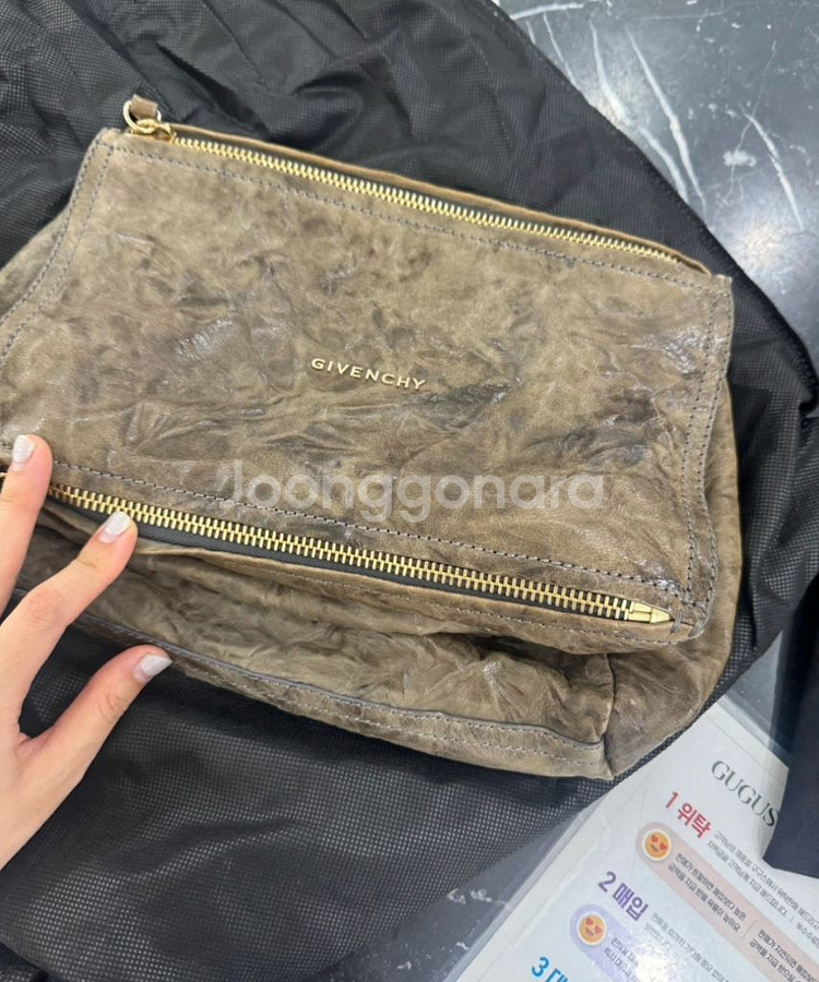 지방시 판도라 미니 링클백--5