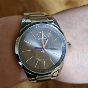 ck 남성 메탈시계
