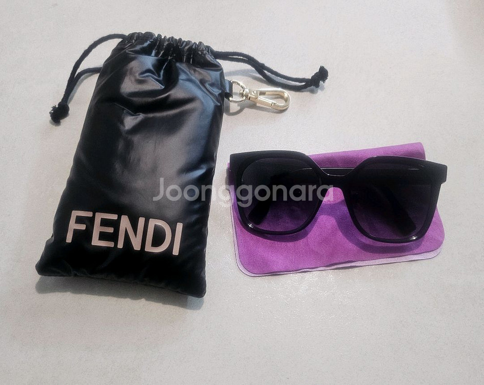 <정품>펜디 선글라스 FE40007F-01B 새거컨디션--0