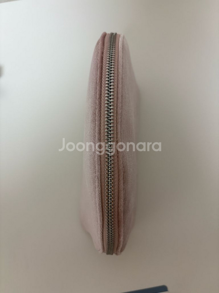 (새상품) 헤라 핑크 벨벳 파우치--1