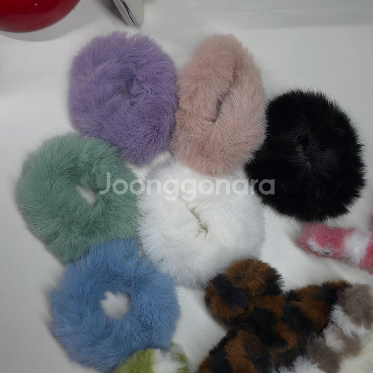 (새상품)겨울 퍼 집게핀, 퍼슈슈 총37개--2