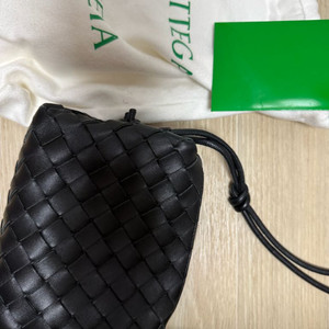 보테가베네타 미니루프