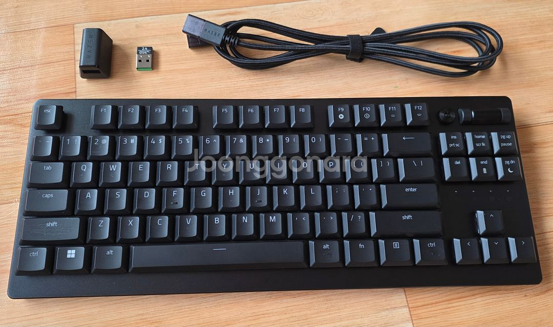 레이저 데스스토커 V2 프로 TKL 리니어 팝니다.--1