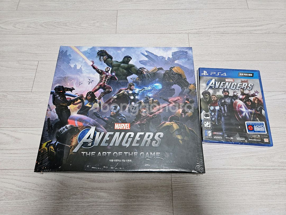모두 미개봉) 마블 어벤져스 PS4 게임과 아트북--1