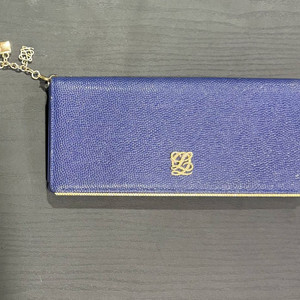 루이까또즈 네이비 장지갑