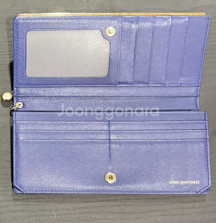 루이까또즈 네이비 장지갑--1