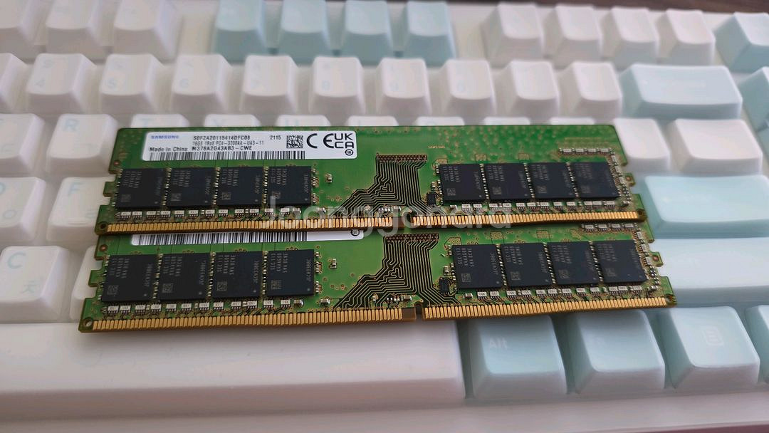 삼성전자 DDR4 3200 16GB 2개--0