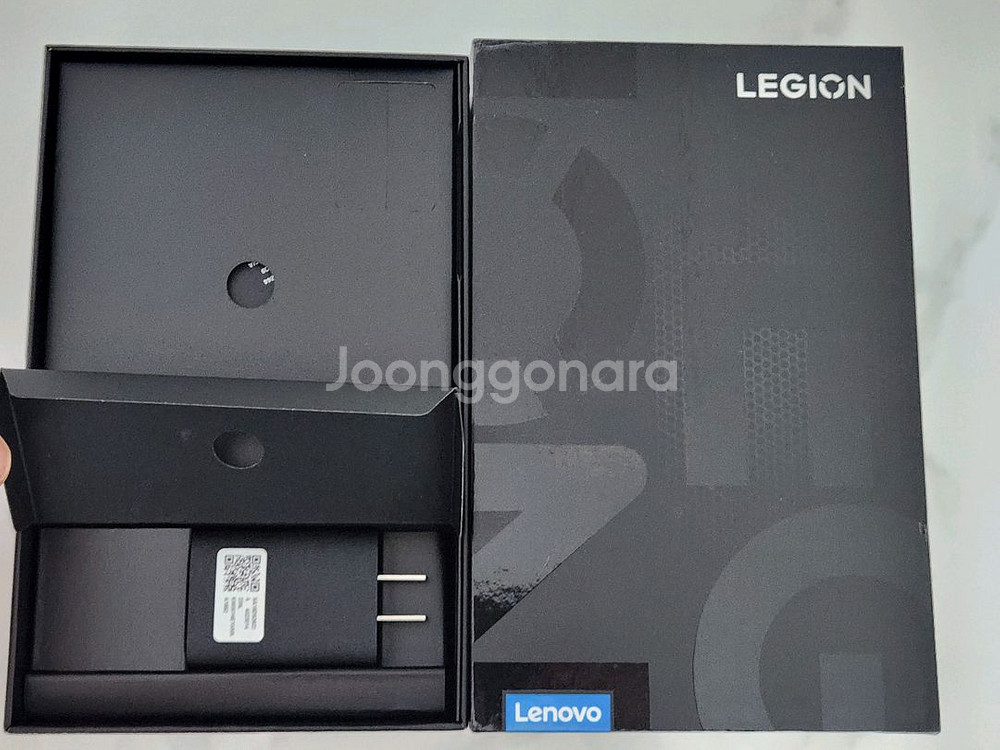 Y700 2세대 12g 256gb 글로벌룸 팝니다--0