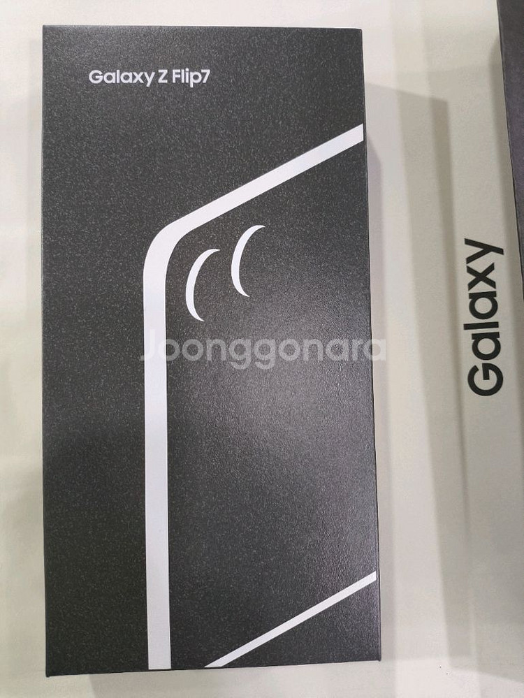 [부산/전국]갤럭시 Z 플립7 512gb 자급제 미개봉--0