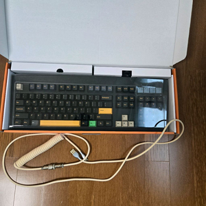 커스텀) 큐쎈 DT35 104 8K 판매 + 항공케이블