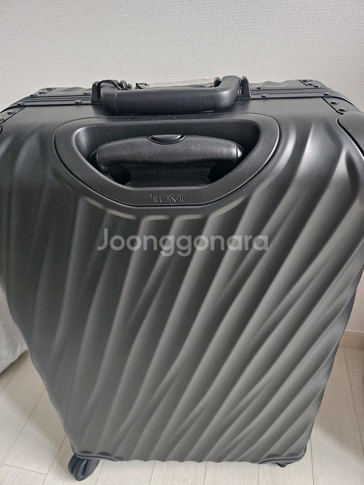 투미 숏트립 단거리여행용 알루미늄 캐리어 새제품--2