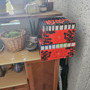 퇴마록 소장판 새책 팝니다 17권 세트입니다.