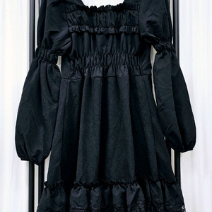 (새상품)프릴 벌룬소매 원피스 스퀘어넥 레이스배색 원피