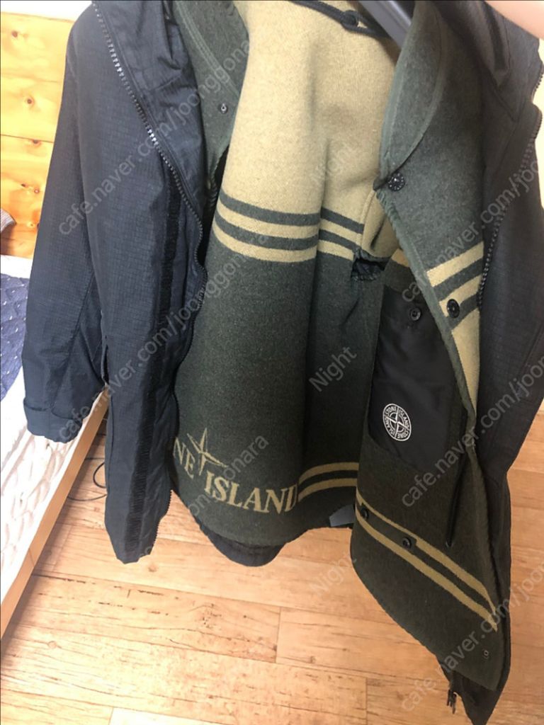 스톤아일랜드 리플렉티브 립스탑 자켓