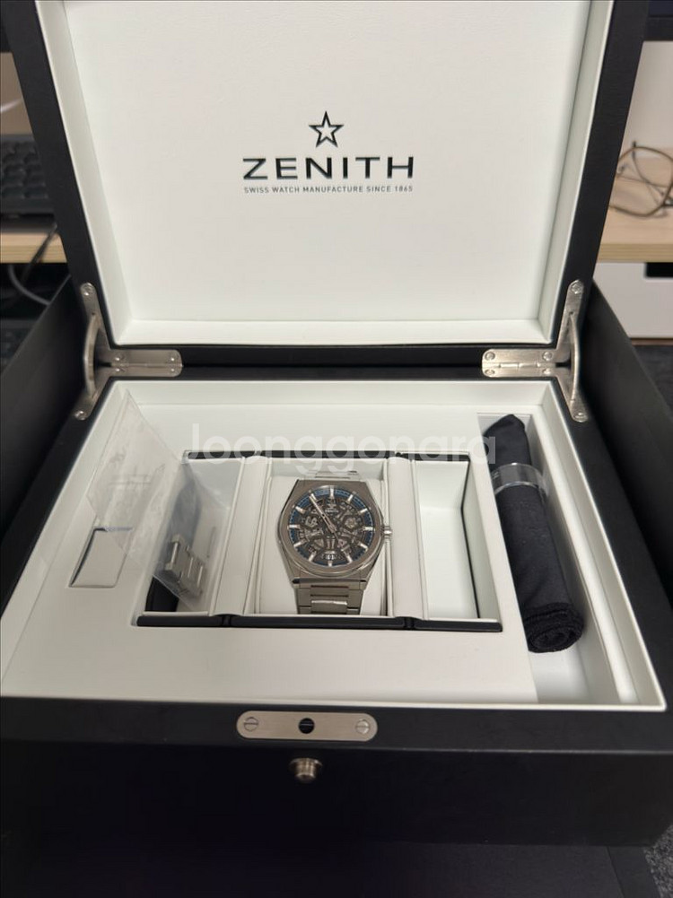 제니스 데피 클래식 스켈레톤 브레이슬릿--0