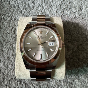 롤렉스 데이저스트 41mm 로골 콤비 판매합니다.