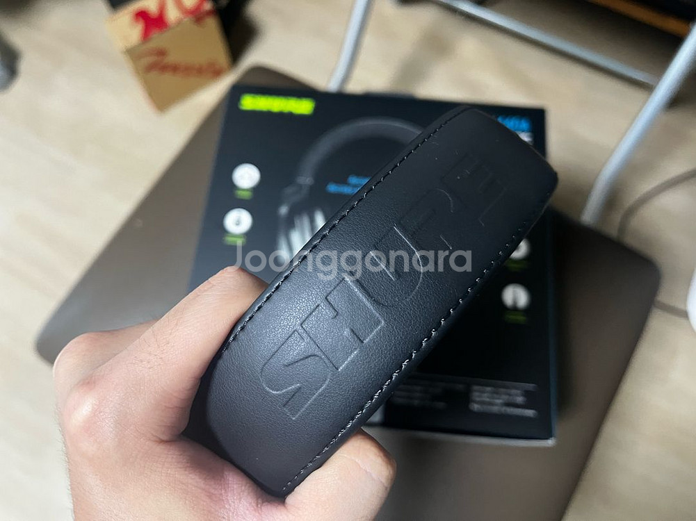 SHURE SRH440A 슈어 밀폐형 모니터링 헤드폰--1