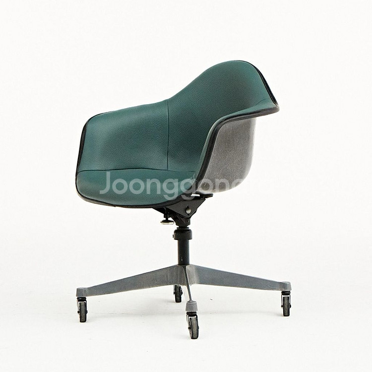 eames arm shell chair 임스암쉘 체어--1
