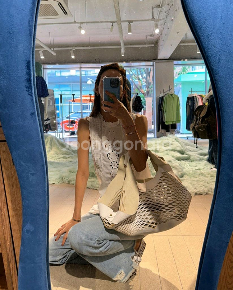 고걸 아일렛 미니 원피스 L사이즈--2