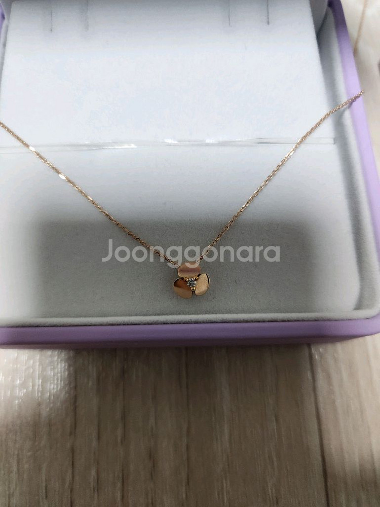 골든듀 스윗베리뉴 목걸이 18k 팝니다.--1