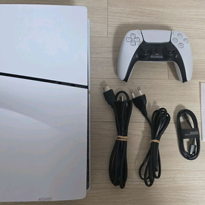 PS5 플스5 슬림 스탠다드 에디션 및 구성품