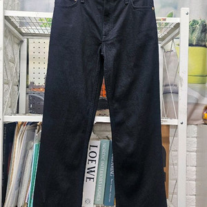 토리버치 여성 블랙진 26 크롭 킥 플레어 진 WL68