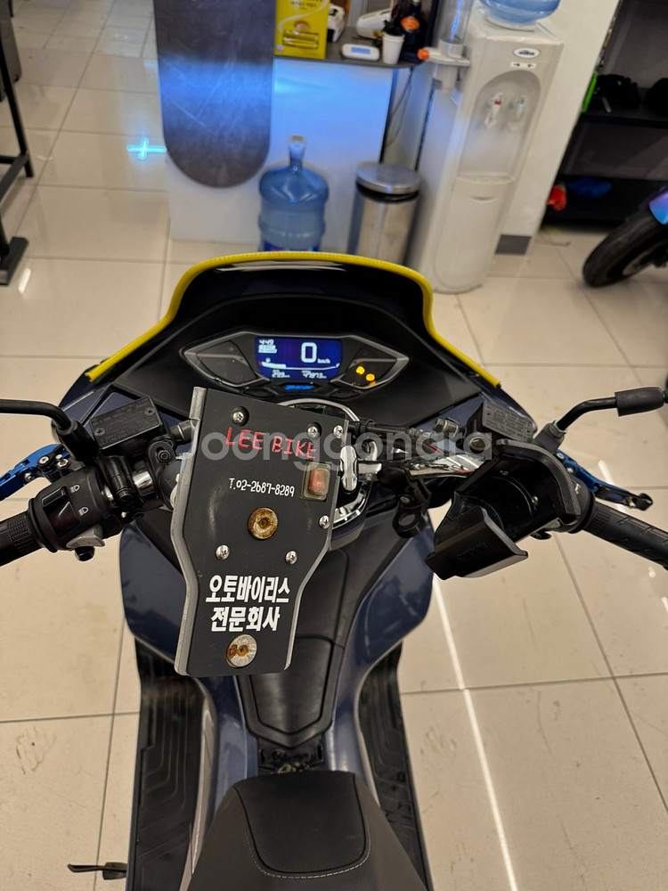 pcx 21년식 맷블랩 팝니다--6