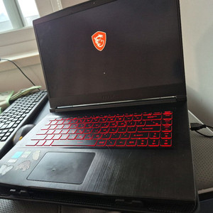 msi 게이밍 노트북팝니다