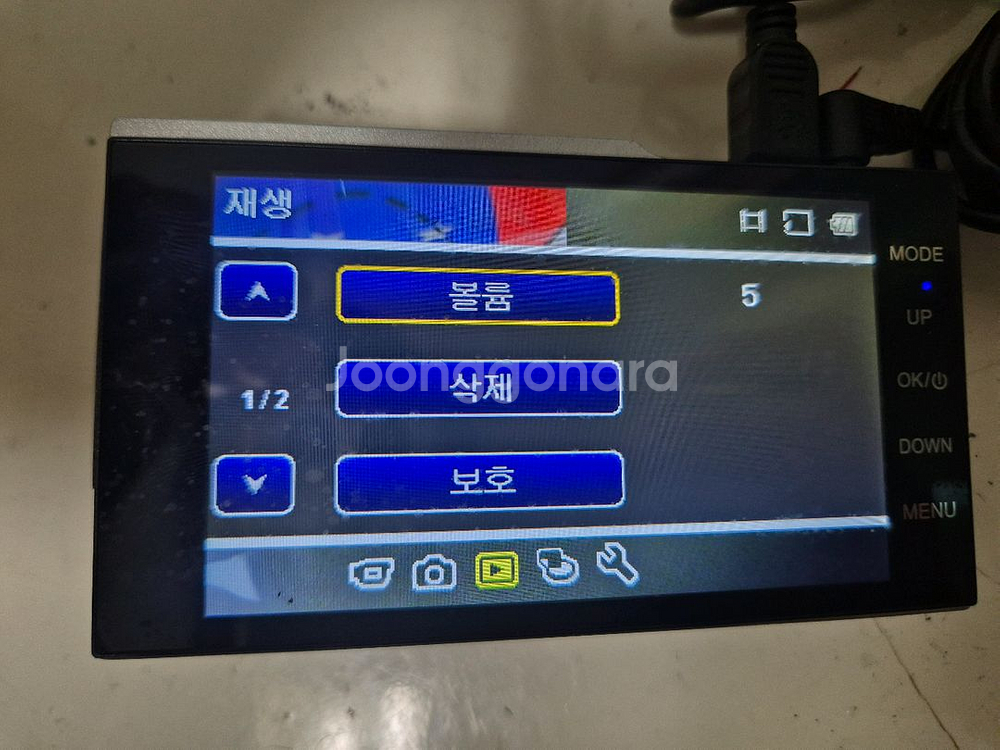 캐치온 캡틴 32GB 2채널 블랙박스 판매합니다--3