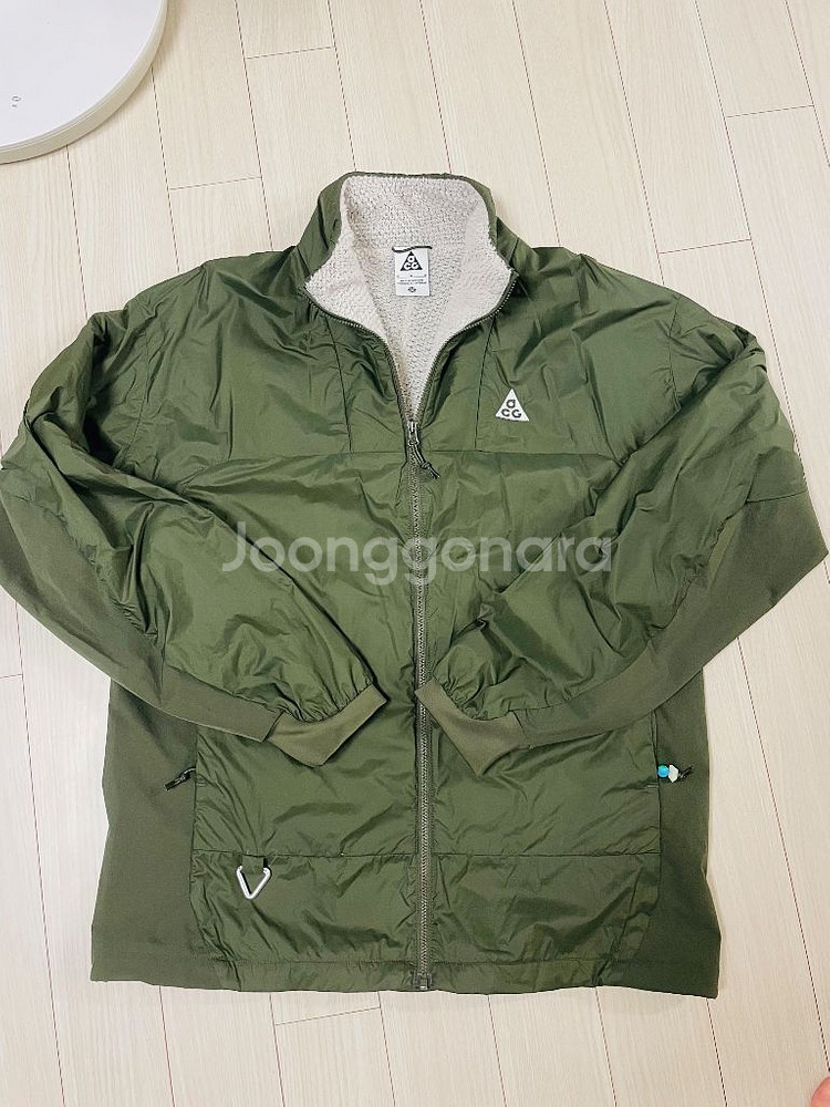 나이키 ACG 경량패딩(M) 판매합니다!--1