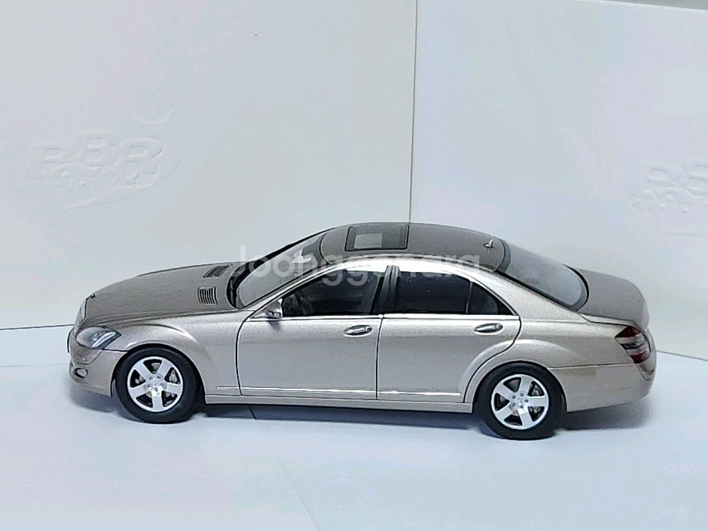 w221 sclass 오토아트 1:18 골드--1