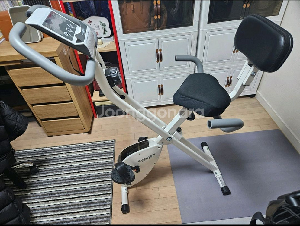 익사이더 실내형 자전거--1