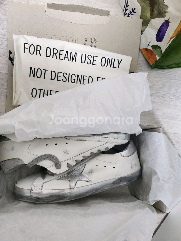 골든구스 새상품 팝니다.!--0