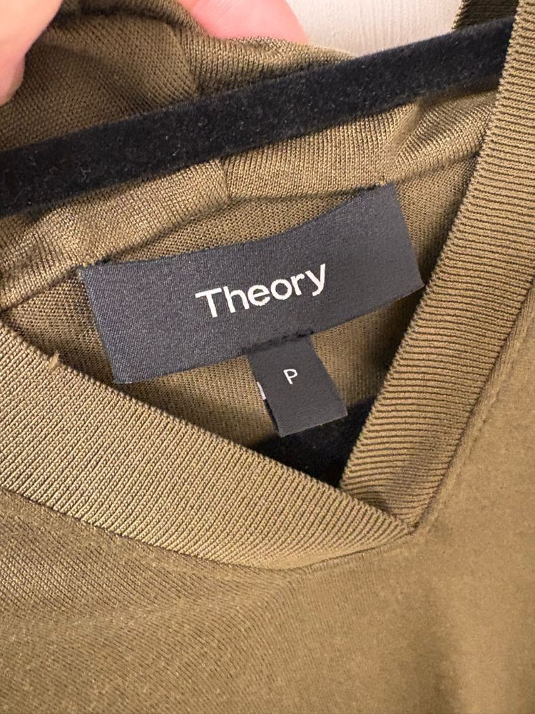 theory 후드티--3