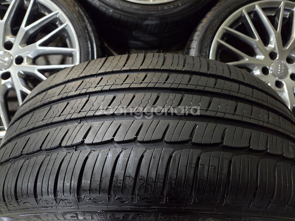 아우디 A6 19인치 정품 휠타이어--5